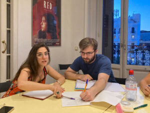 Alumnos y alumnas de la escuela de cine y tv de nuestra escuela, la Factoría del Guion